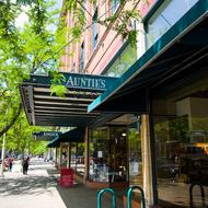 Auntie's Bookstore. Spokane, United States